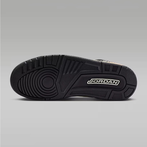 Jordan
Spizike gs
‘Rare air’
Brand new - Picture 10 of 10